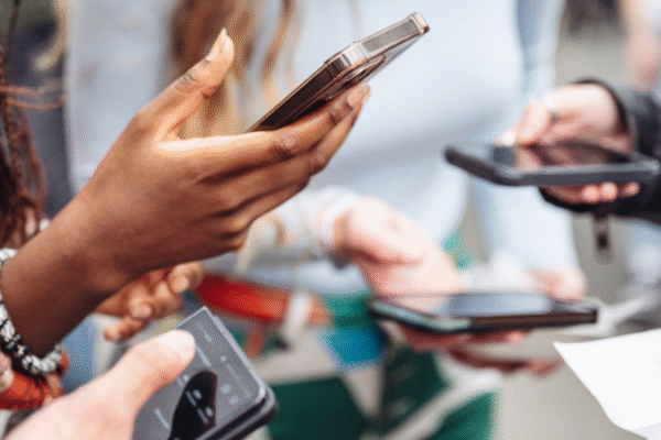 You’re In a Long Term Relationship — With Your Smartphone |
