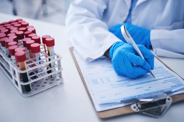 In brief: Toddler's death sparks anesthesia scrutiny, new research on oral function links, a green shift in equipment