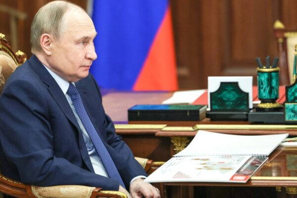 Russia's Soldier Recruitment Bonuses Add to War Costs, Impact Economy