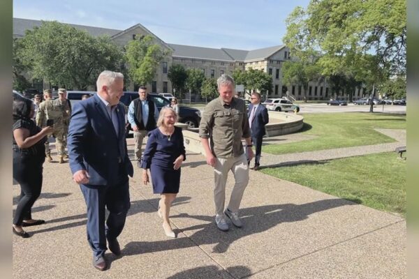 US Army secretary stops by Rock Island Arsenal