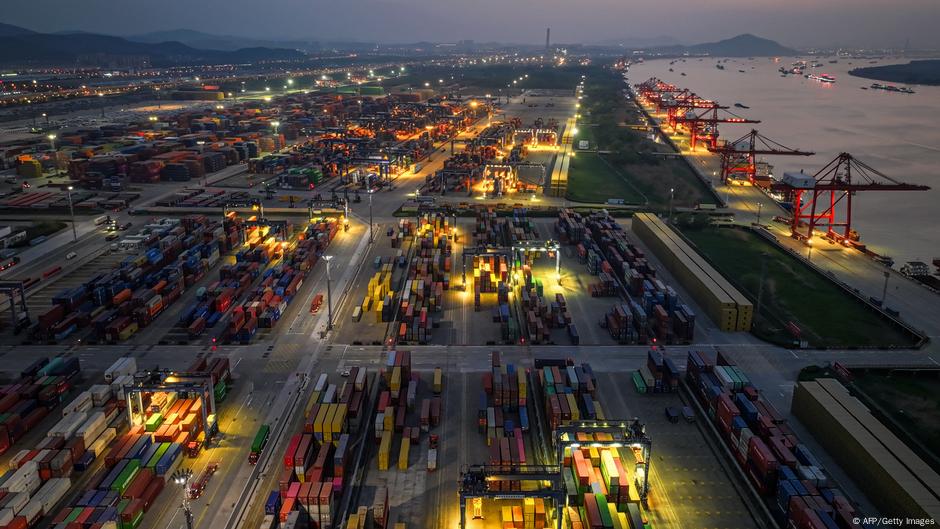 China's economy grows 5.2% in Q2 despite US tariffs – DW – 07/15/2025