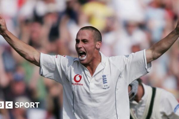 England's Simon Jones celebrates the wicket of Australia's Michael Clarke in the third Ashes Test at Old Trafford in 2005