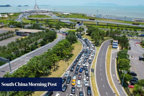 Mainland Chinese drivers can apply for Hong Kong entry permits in November