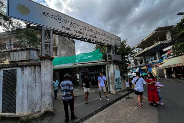 Cambodia marks UNESCO recognition of Khmer Rouge sites as places of ‘peace and reflection’ Yahoo news home