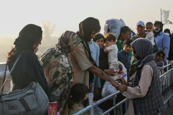 Afghans show solidarity as migrant returns from Iran surge Yahoo news home