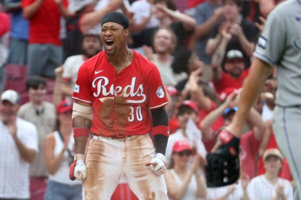 Rockies lose 4-3 in walk-off fashion to Reds Rockies lose 4-3 in walk-off fashion to Reds