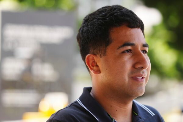 Marine veteran addresses Congress after father forcibly detained by immigration agents Marine veteran addresses Congress after father forcibly detained by immigration agents
