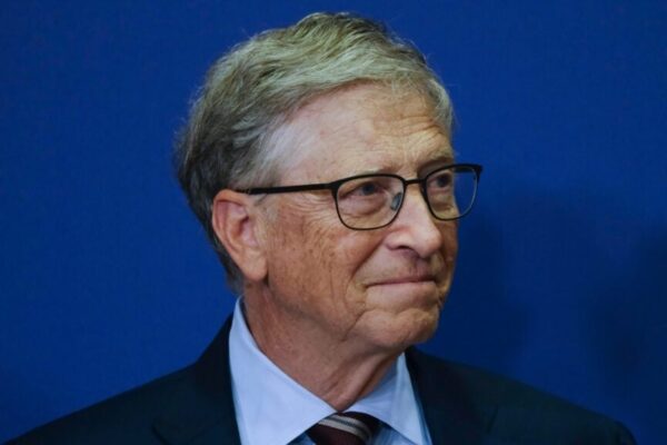 Bill Gates Is Betting Two-Thirds Of His Foundation’s Portfolio In These 3 Stocks – Microsoft (NASDAQ:MSFT), Invesco QQQ Trust, Series 1 (NASDAQ:QQQ) Bill Gates Is Betting Two-Thirds Of His Foundation's Portfolio In These 3 Stocks - Microsoft (NASDAQ:MSFT), Invesco QQQ Trust, Series 1 (NASDAQ:QQQ)