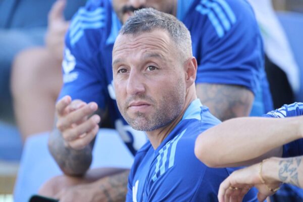 Santi Cazorla, 40, signs new Oviedo contract after La Liga promotion Santi Cazorla, 40, signs new Oviedo contract after La Liga promotion