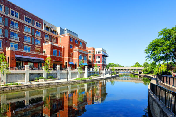 US News and World Report ranks Chicago suburbs among safest places to live – NBC Chicago