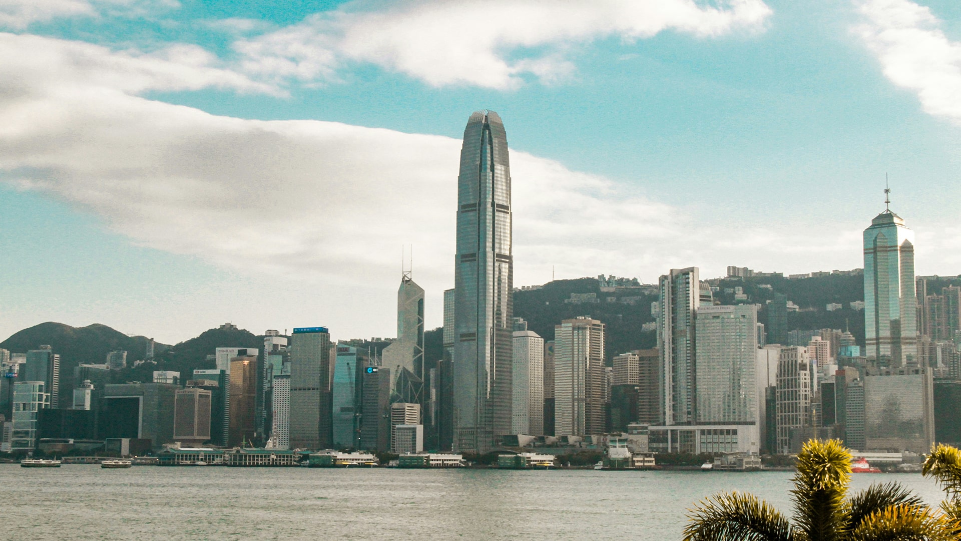 Hong Kong's borrowing costs plunge to nearly zero as it works to maintain dollar peg