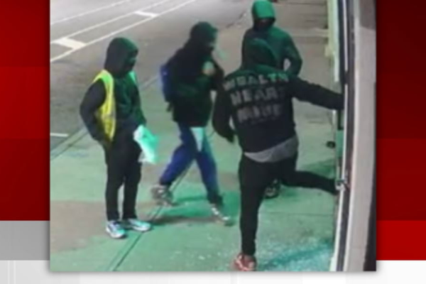 Suspects wanted by Cleveland police in smoke shop, cell phone store break ins