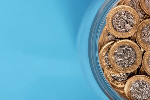 Rolls-Royce shares: a £1,000 investment in 2020 is now worth… UK money in a Jar on a background
