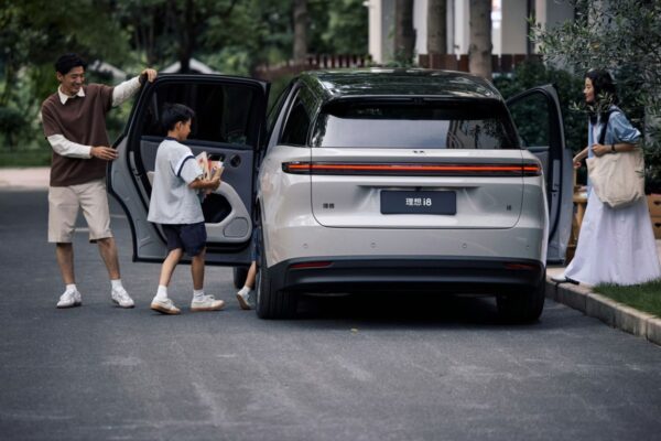 China’s Xi Jinping Warns of Overinvestment in EV and AI Industries – EV