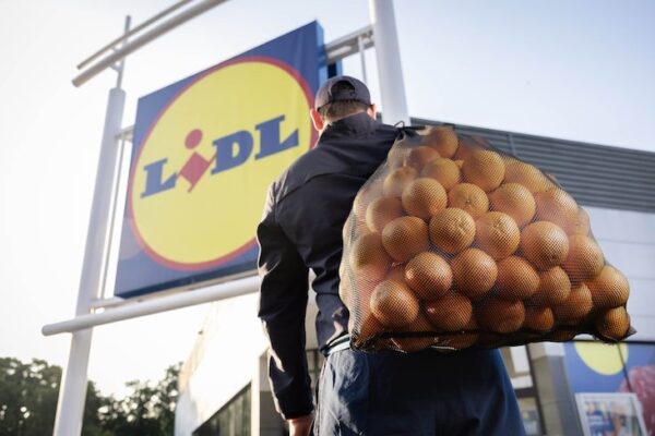 Half-time orange slice, anyone? Lidl GB promotes healthy eating ahead of UEFA Women’s Euro 2025 — Retail Technology Innovation Hub