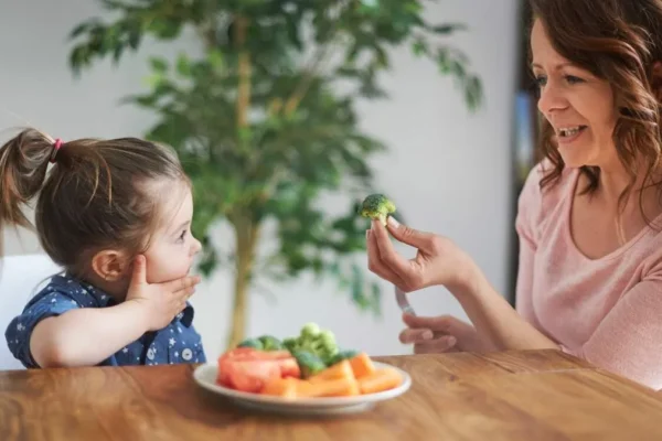 National Parents' Day 2025: How Parents Shape Healthy Eating Habits In Their Children