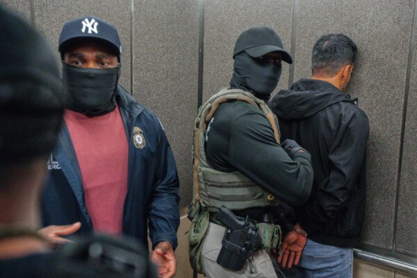 Meet ICEBlock: The app that lets residents know when immigration agents are in their community