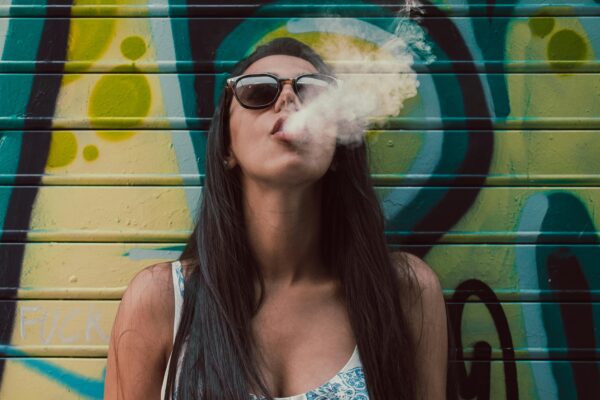 These Weed Vapes Just Became the Coolest Fashion Accessory in NYC | stupidDOPE New Yorkers Are Snapping Up These $40 Full-Spectrum, High-THC Vape Cartridges