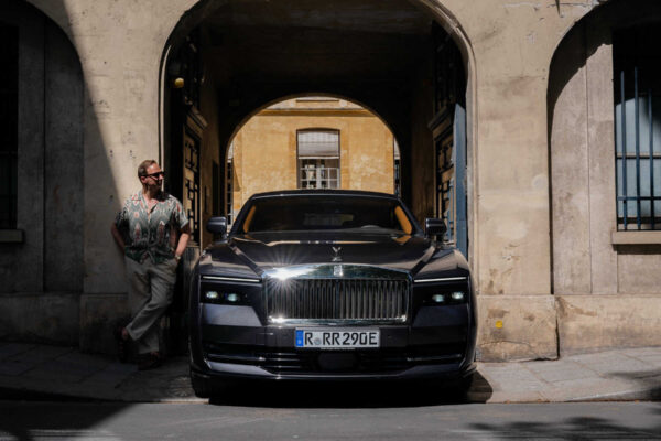 ROLLS-ROYCE CAPTIVATES AT PARIS FASHION WEEK