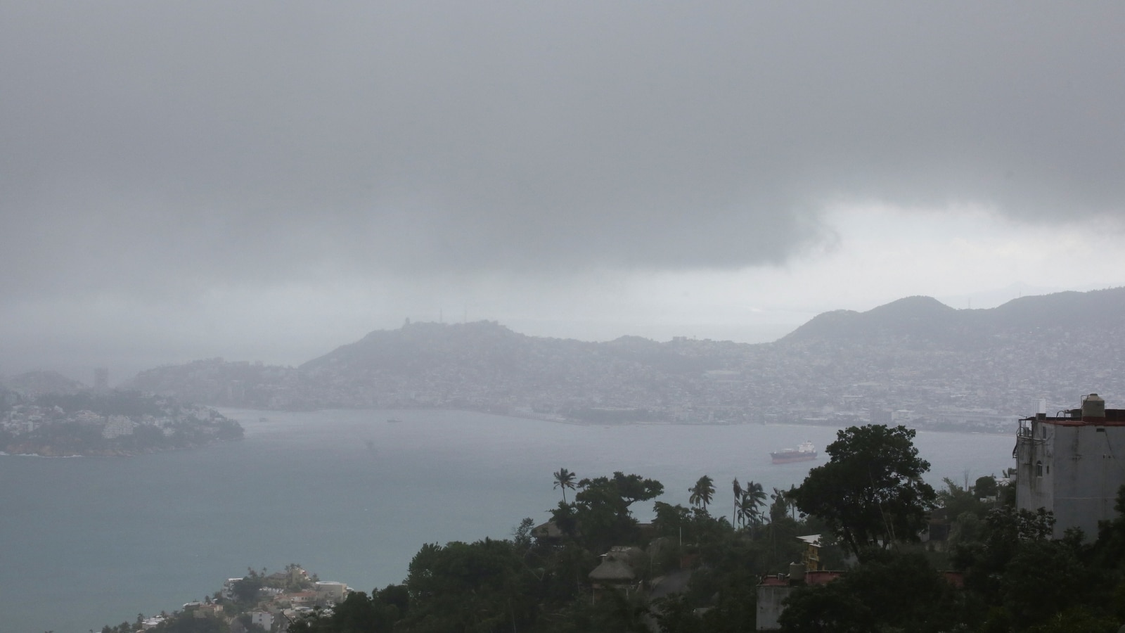 Tropical storm Flossie to strengthen into hurricane, Mexico issues warning | World News