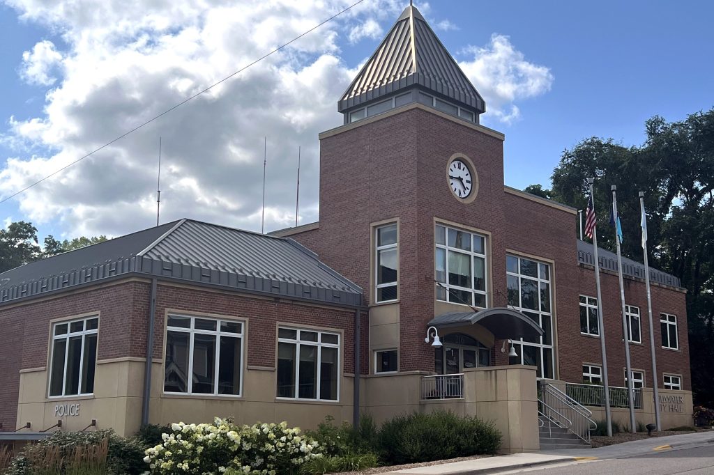 Community development director is hired – Twin Cities