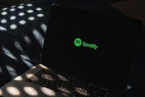 Spotify activity revealed for celebrities, politicians, exposing privacy faults