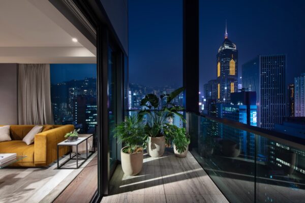 The Hari Hong Kong Review