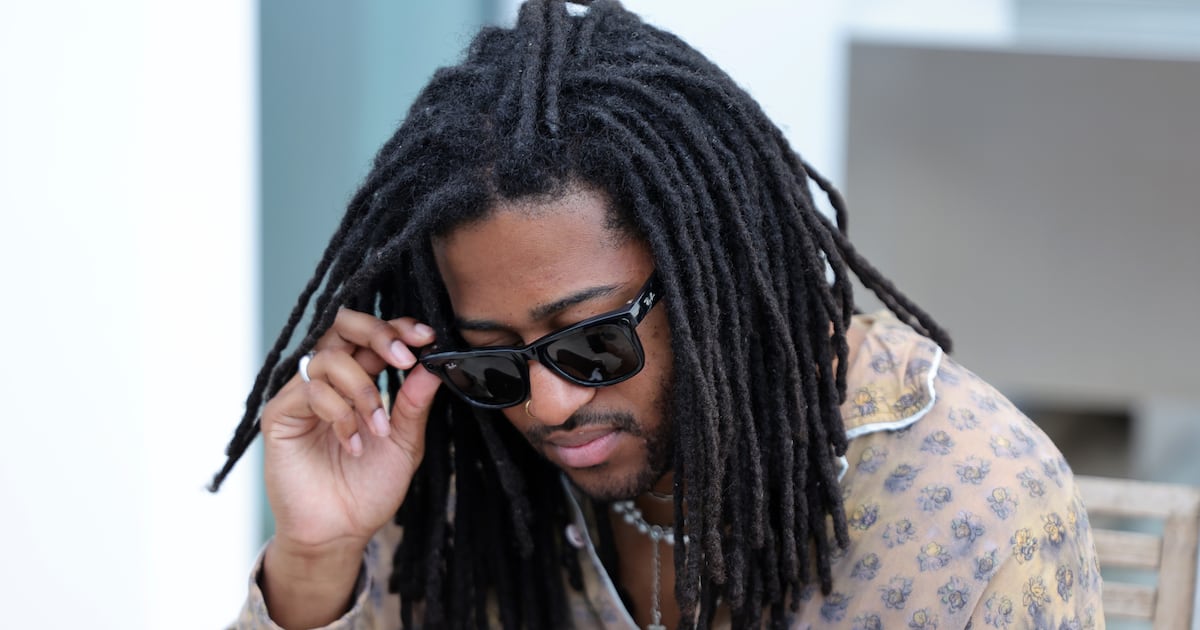 Big Tech and Fashion Think They’ve Finally Figured Out Smart Glasses