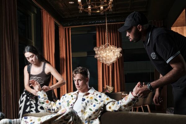 Joe Burrow talks fashion for cover of Sports Illustrated Joe Burrow talks fashion for cover of Sports Illustrated