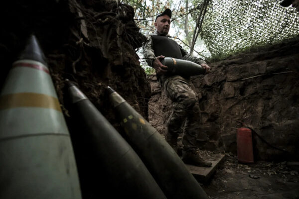 Russia ramps up offensives on 2 fronts in Ukraine as both sides seek an advantage before fall Yahoo news home