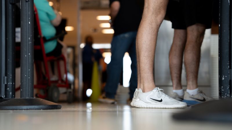 How a tied shoelace will mark a turning point in US history