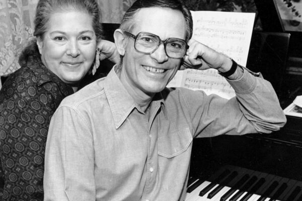 Alan Bergman, Oscar-winning lyricist who helped write “The Way We Were,” dies at 99 Alan Bergman, Oscar-winning lyricist who helped write "The Way We Were," dies at 99