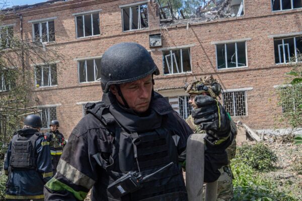 Russia and Ukraine trade aerial attacks, killing 4 Russia and Ukraine trade aerial attacks, killing 4