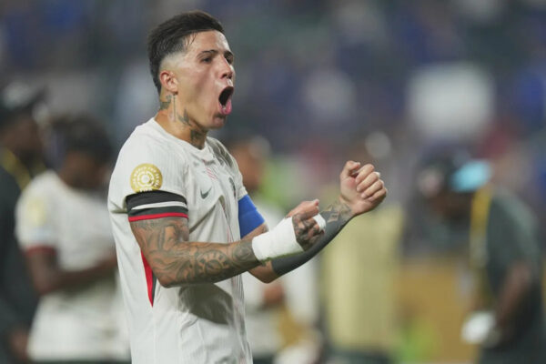 Chelsea advances to Club World Cup semifinals with 2-1 win over Palmeiras Download app from appStore