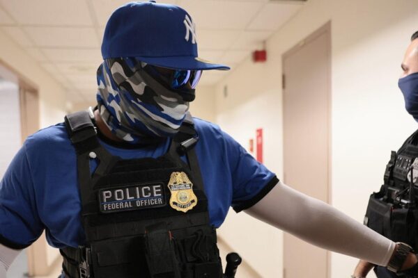 Los Angeles County moves to stop ICE agents from wearing masks
