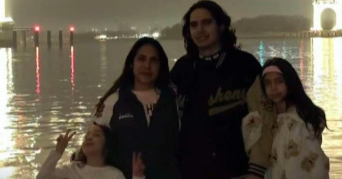 Mother of Bronx high-schooler detained by ICE speaks out