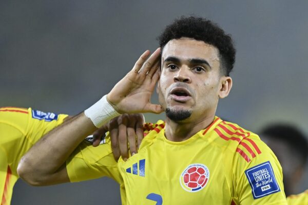 Bayern Munich officially submit third offer for Luis Diaz