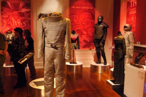 Explore 'Star Trek' fashion at Decorative Arts Center of Ohio