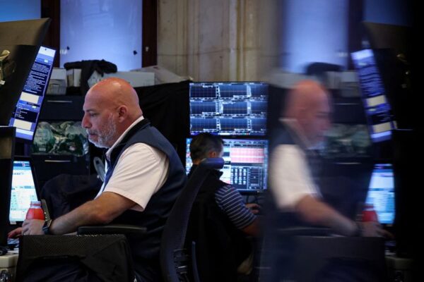US stock futures dip with earnings, tariff talks in focus US stock futures dip with earnings, tariff talks in focus