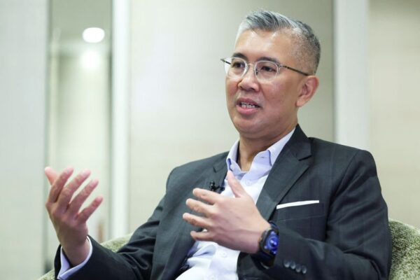 Malaysia will not cross “red lines” in U.S. tariff negotiations, minister says Yahoo news home