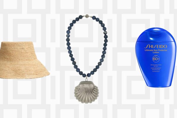 What’s in Our Editors’ Beach Bags? Search