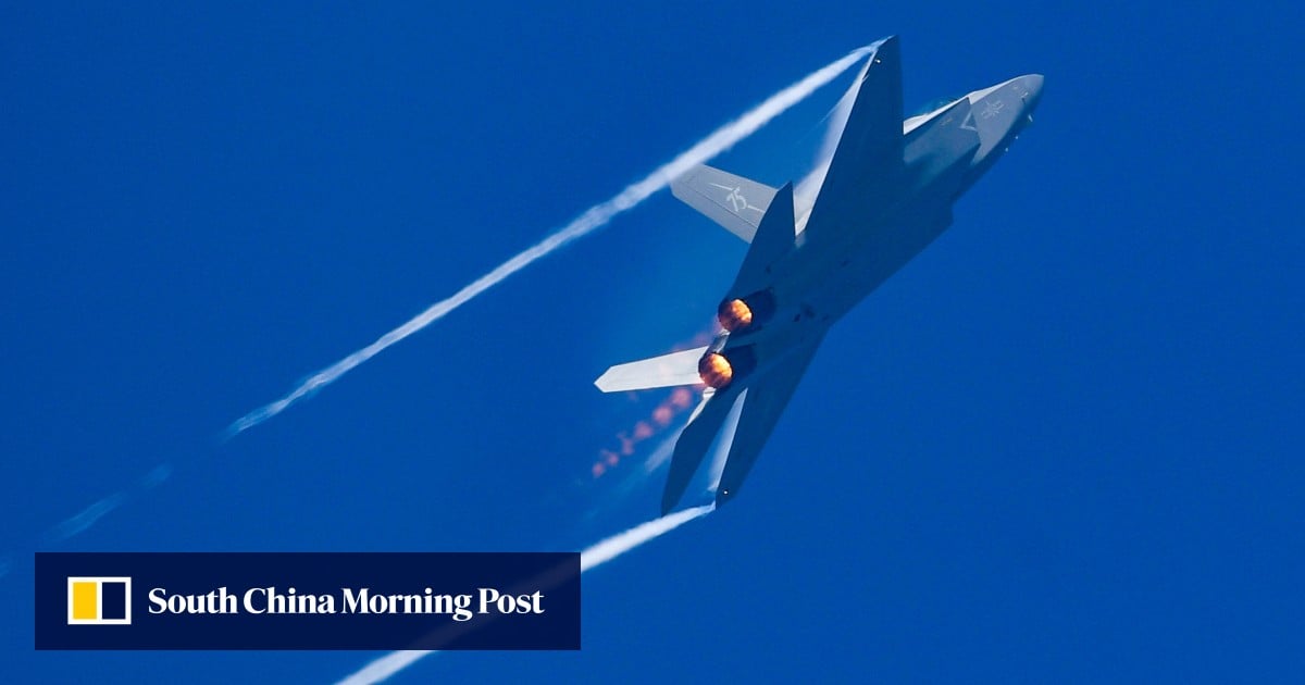 Fifth-generation fighters make cameo appearance as China unveils production facilities
