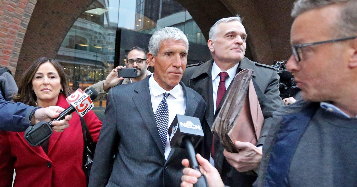 "Varsity Blues" mastermind opens new college counseling service, but must disclose criminal past, judge rules