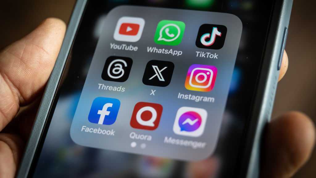 Ohio schools adopting new cell phone policies after state budget passed ban