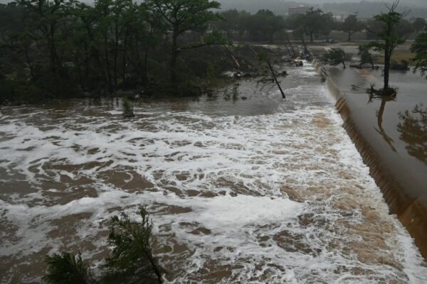 In a flash flood, it's "very difficult to combat nature," rescue experts say