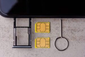 Goodbye SIM cards: this new device will replace mobile phones