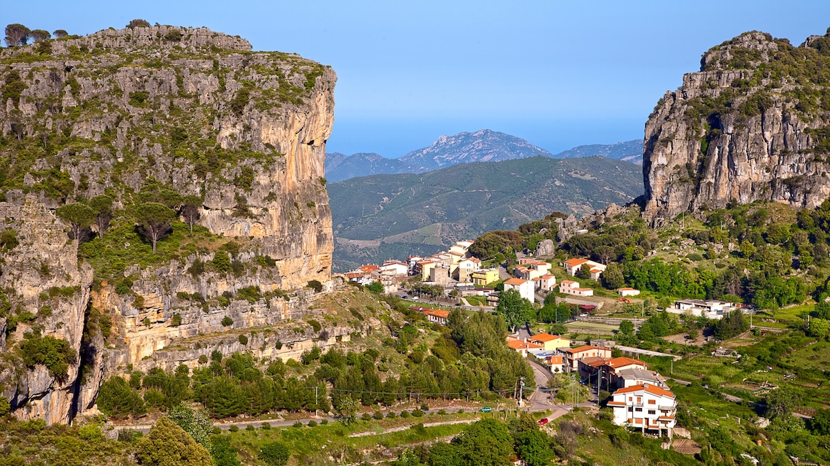 What are ‘blue zones’? 5 places on Earth where the healthiest people live