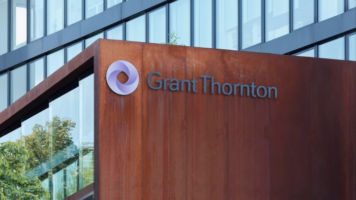 Grant Thornton logo at the Düsseldorf branch