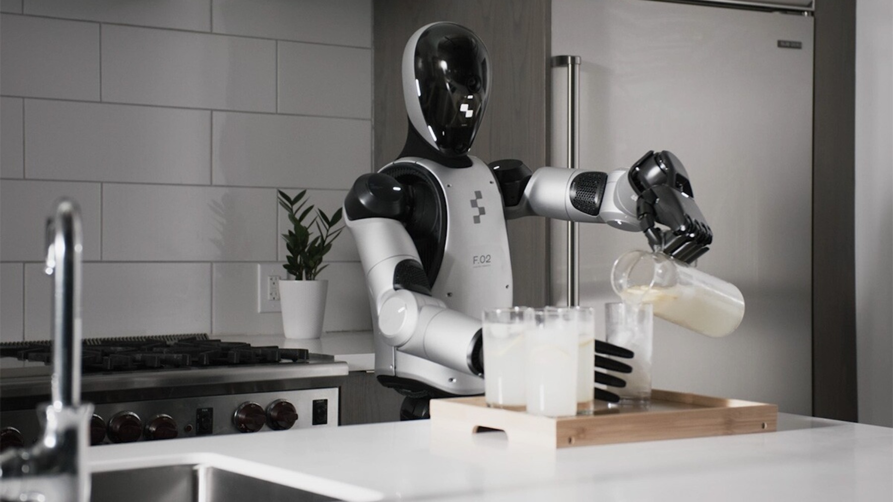 Confirmed - AlphaBot 2, the robot that learns by itself and makes tea, is already working in factories and airports in China