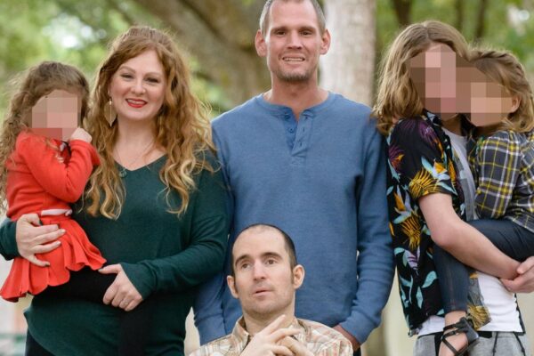 This Texas woman divorced her husband to become his guardian. Now she cares for him — with her new husband This Texas woman divorced her husband to become his guardian. Now she cares for him — with her new husband